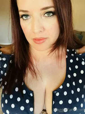 Maggiegreenlive OnlyFans Leaked Free Thumbnail Picture - #AutZkbaFps