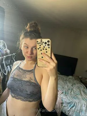 Maggierayelle Thumbnail Picture