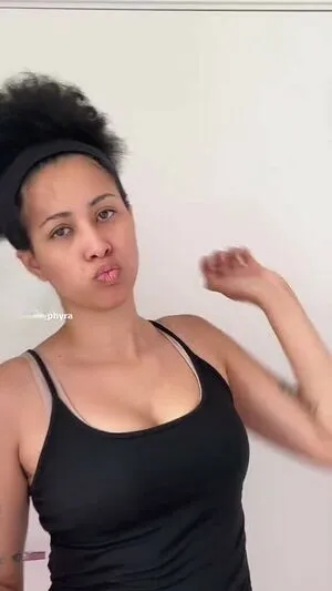 Magic Phyra OnlyFans Leaked Free Thumbnail Picture - #GoBngRHYV1