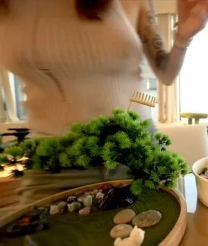 Mai Pham Thumbnail Picture