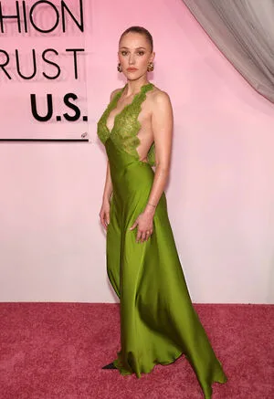 Maika Monroe OnlyFans Leaked Free Thumbnail Picture - #HUP2SAGe4N