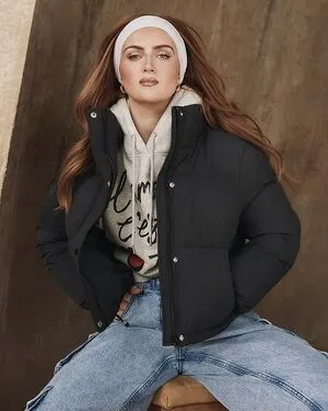 Maisie Smith OnlyFans Leaked Free Thumbnail Picture - #hex2TK2Tg0