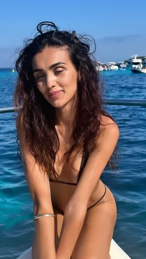 Maissane OnlyFans Leaked Free Thumbnail Picture - #XxhjoheRHG