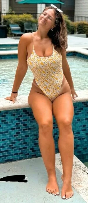 Makena Larson OnlyFans Leaked Free Thumbnail Picture - #cjV6N38FAY
