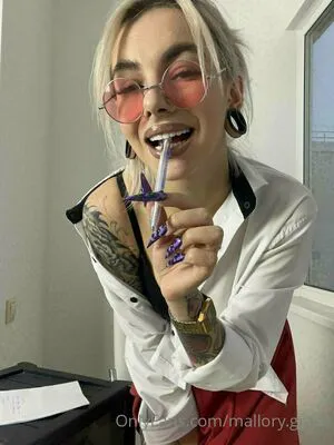 Mallory Grace OnlyFans Leaked Free Thumbnail Picture - #haRvbinvd4