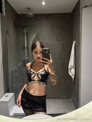 Mallory Grace Thumbnail Picture
