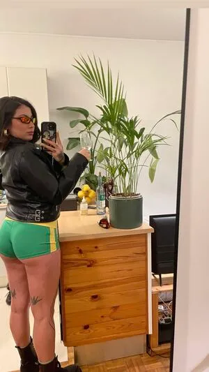 Malupxt Thumbnail Picture