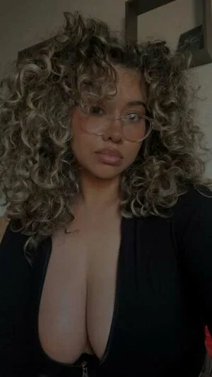 Mama E OnlyFans Leaked Free Thumbnail Picture - #H9DEKIW4ba