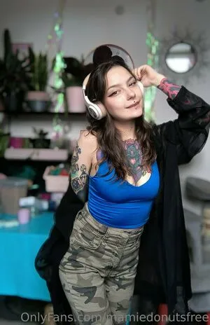 Mamiedonutsfree OnlyFans Leaked Free Thumbnail Picture - #0SO4APPywi
