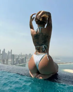 Man Bgmn Thumbnail Picture
