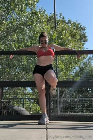 Manda Jade Thumbnail Picture