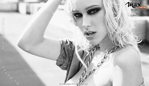 Mandy Graff Thumbnail Picture