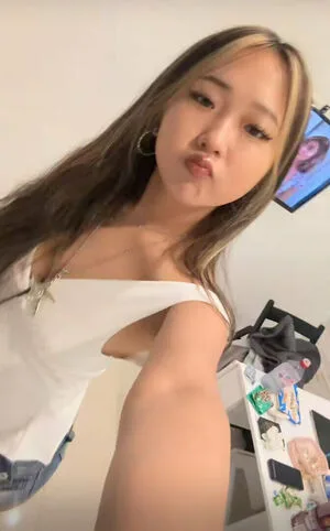 Mandy Lee OnlyFans Leaked Free Thumbnail Picture - #ZMVbF5ferb