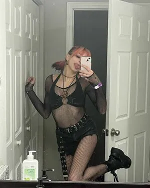 Manicpixieagony OnlyFans Leaked Free Thumbnail Picture - #aP9Zj0xJXg