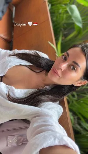 Manon Van OnlyFans Leaked Free Thumbnail Picture - #8FBs8BDA0B