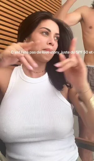 Manon Van OnlyFans Leaked Free Thumbnail Picture - #qddnLAEJws