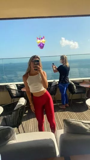 Manuela Vagueiro OnlyFans Leaked Free Thumbnail Picture - #eZFVB9BFwZ