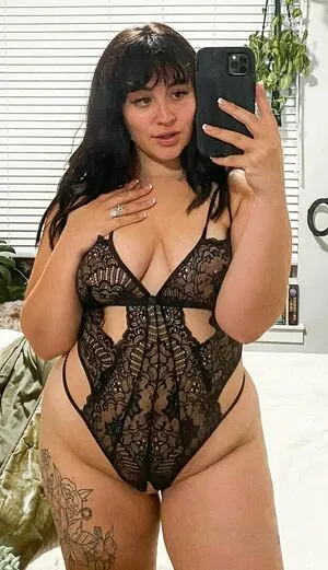 Maple Divine OnlyFans Leaked Free Thumbnail Picture - #LHOXXYhpeZ