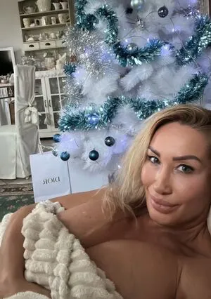 Mara Traversi OnlyFans Leaked Free Thumbnail Picture - #0MAvWMnFF2