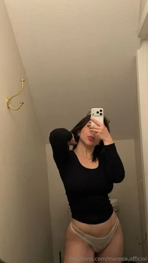 Mareea Official OnlyFans Leaked Free Thumbnail Picture - #fBmRvmAAYn