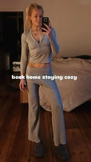 Maren Schiller Thumbnail Picture