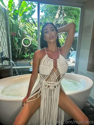Mari Mis OnlyFans Leaked Free Thumbnail Picture - #Zb5runaM25