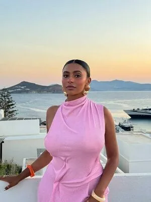 Mariahellie OnlyFans Leaked Free Thumbnail Picture - #vuAILlGkbo