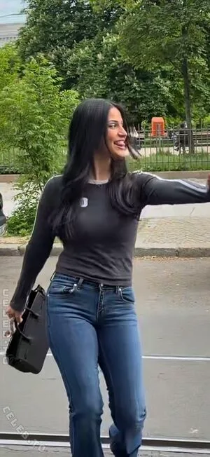 Mariamalkk OnlyFans Leaked Free Thumbnail Picture - #6YXR9sKvb1
