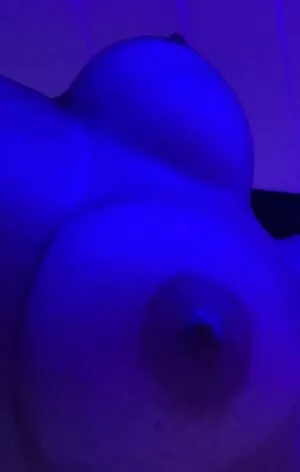 Mariana Almeida Thumbnail Picture