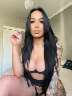 Marianna Reis Thumbnail Picture
