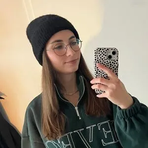 Marie Thumbnail Picture