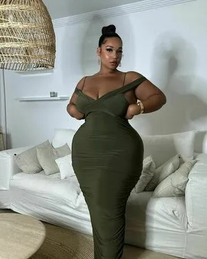 Marie Assi OnlyFans Leaked Free Thumbnail Picture - #5QMPV8r2kA