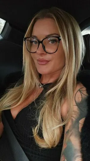 Marie Bombshell OnlyFans Leaked Free Thumbnail Picture - #5H13Ka2dSX
