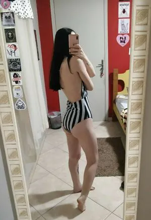 Marina Von Blume Thumbnail Picture