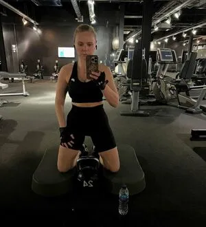 Mariola Robe OnlyFans Leaked Free Thumbnail Picture - #3bOAuHTBOz