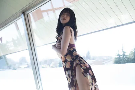 Mariri Sugimoto Thumbnail Picture