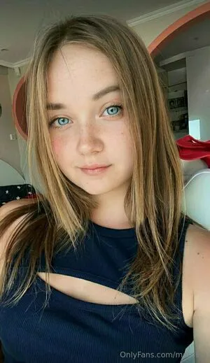 Marrllaa OnlyFans Leaked Free Thumbnail Picture - #PdleAfIfZo