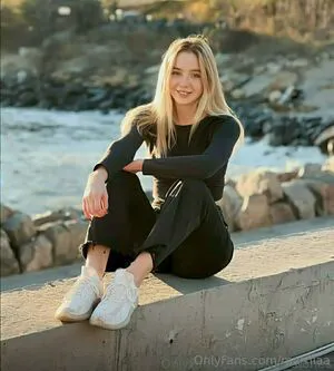 Marrllaa OnlyFans Leaked Free Thumbnail Picture - #gTKyKKMa6A
