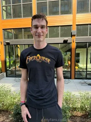 Marstonhefner Thumbnail Picture