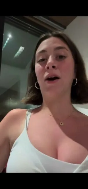 Mary Shalaby Thumbnail Picture