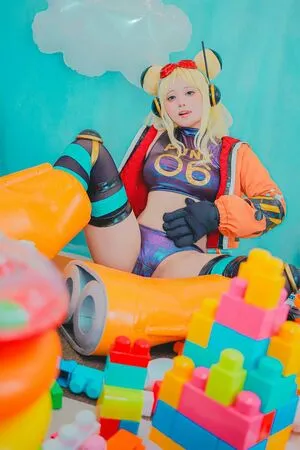 Masaloooomy Cos Thumbnail Picture
