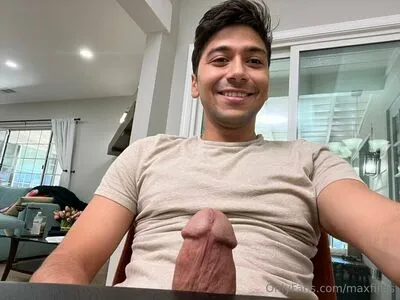Maxfillss OnlyFans Leaked Free Thumbnail Picture - #DioLXRzDLZ