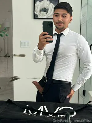 Maxfillss OnlyFans Leaked Free Thumbnail Picture - #HpYJVnVn28