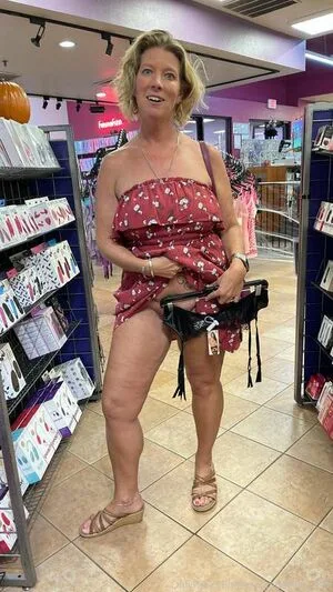 May Waters OnlyFans Leaked Free Thumbnail Picture - #bbsNy4hIRX