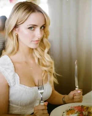 Mckenna Grace OnlyFans Leaked Free Thumbnail Picture - #R7AF1B3IR8