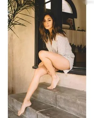 Meaghan Rath Thumbnail Picture