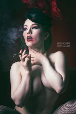 Medianoche Thumbnail Picture