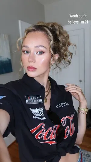 Medroxy OnlyFans Leaked Free Thumbnail Picture - #WzuqONo0pA