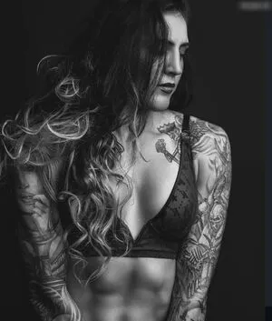 Megan Anderson Thumbnail Picture