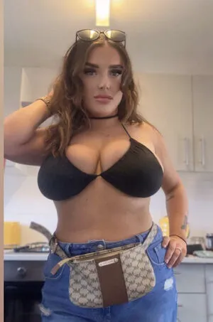 Meganxlxm Thumbnail Picture